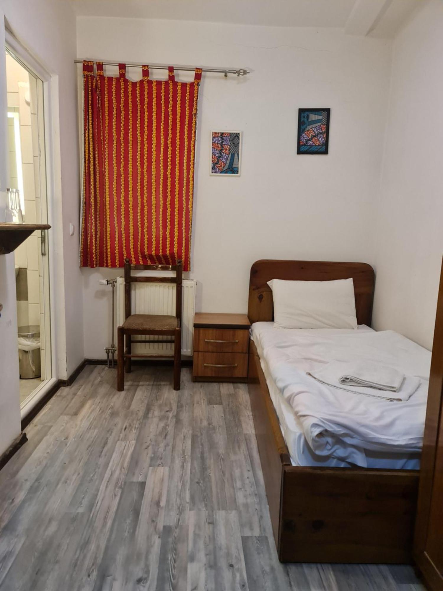 Guesthouse Hotel My Home พริเซรน ภายนอก รูปภาพ