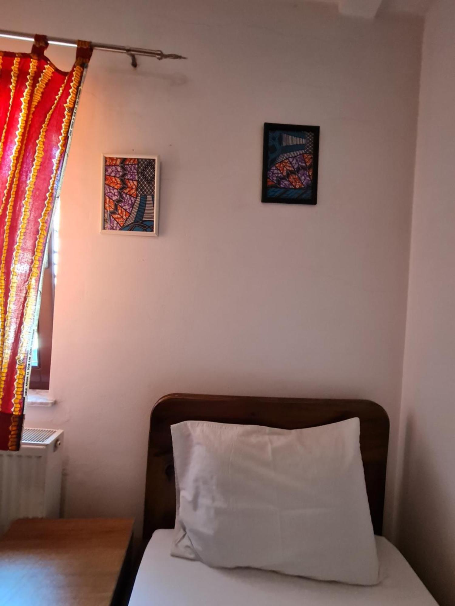 Guesthouse Hotel My Home พริเซรน ภายนอก รูปภาพ